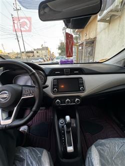 نيسان فيرسا